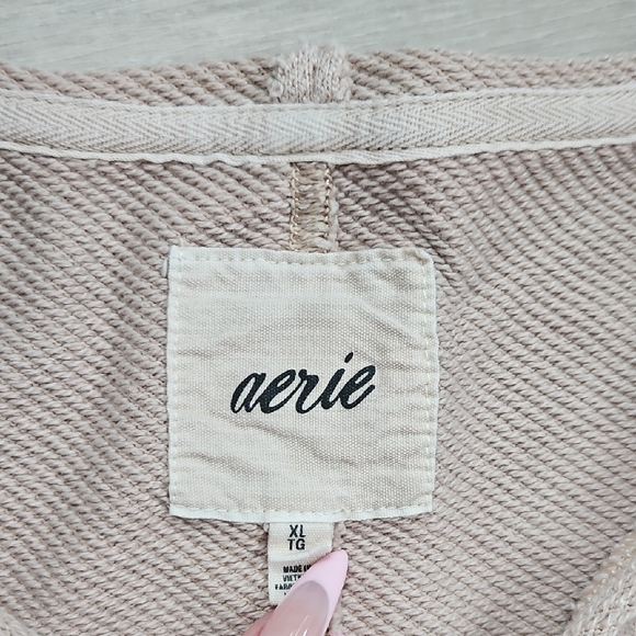 Beige Lounge Set - Picture 2 of 6